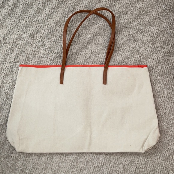 Sisley Beach Tote - Picture 3 of 4